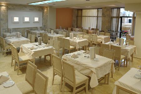 Imagen del bar/restaurante del Hotel Imperial, Nea Skioni. Foto 6