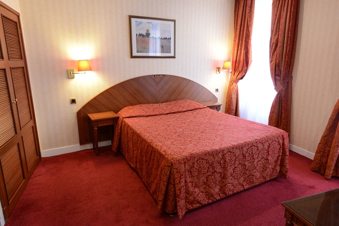 Imagen general del Hotel Imperial, &Oacute;pera. Foto 1