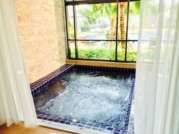 Imagen de la habitación del Hotel Imperial Ocean Palms. Foto 9