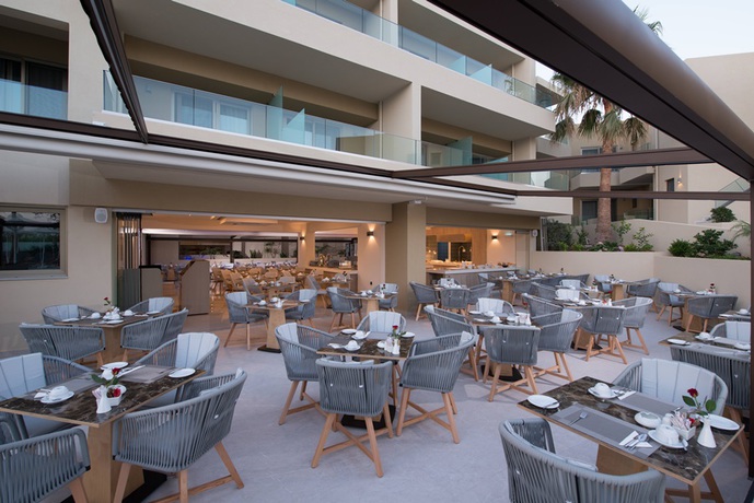 Imagen del bar/restaurante del Hotel Imperial Palace - Adults Only. Foto 4