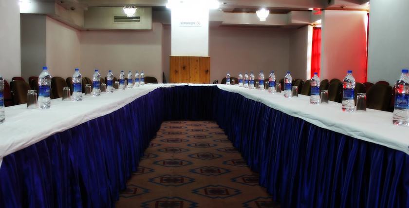 Imagen de los interiores del Hotel Imperial Palace, Aleo. Foto 11