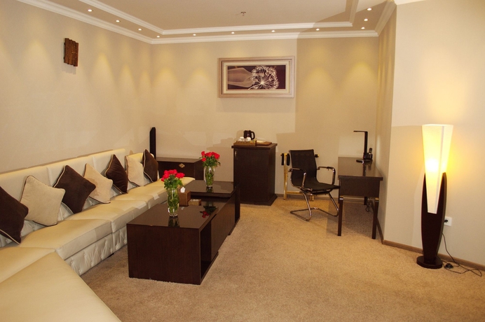 Imagen de los interiores del Hotel Imperial Palace, Erev&aacute;n. Foto 10