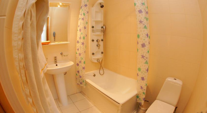 Imagen de la habitación del Hotel Imperial Palace Hotel. Foto 6