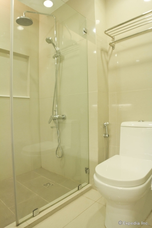 Imagen de la habitación del Hotel Imperial Palace Suites. Foto 8