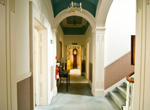 Imagen de los exteriores del Hotel Imperial Plymouth. Foto 12
