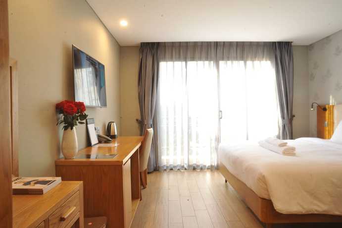 Imagen de la habitación del Hotel Imperial Saigon. Foto 9