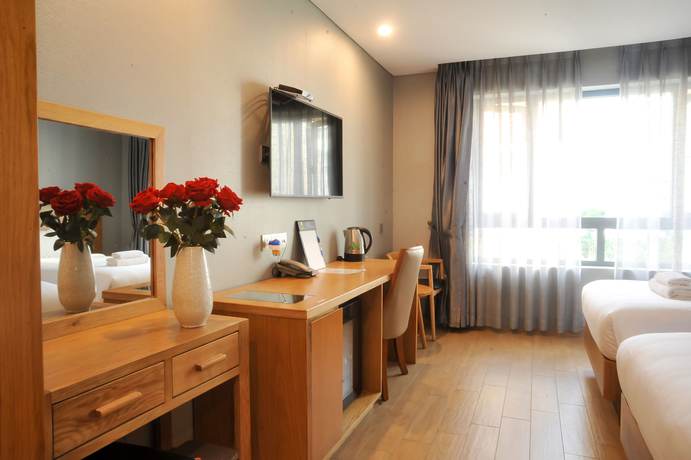 Imagen de la habitación del Hotel Imperial Saigon. Foto 13