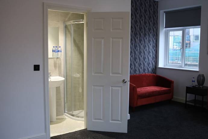Imagen de la habitación del Hotel Imperial Salford. Foto 15