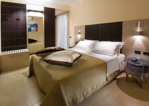 Imagen de la habitación del Hotel Imperial, San Benedetto del Tronto. Foto 6