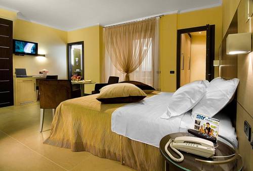 Imagen de la habitación del Hotel Imperial, San Benedetto del Tronto. Foto 13