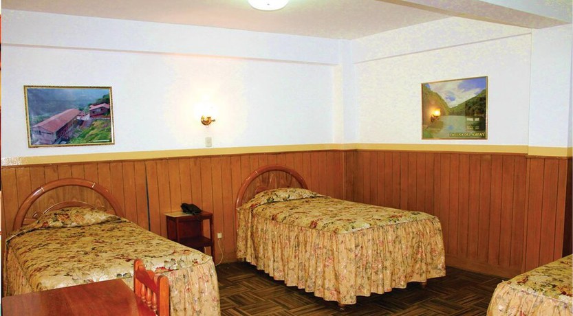 Imagen de la habitación del Hotel Imperial, San Jose de Huanicauri. Foto 5