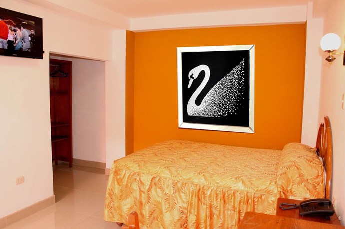 Imagen de la habitación del Hotel Imperial, San Jose de Huanicauri. Foto 11