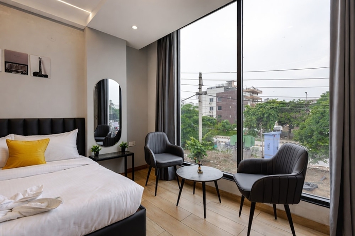 Imagen de los exteriores del Hotel Imperial Stayz. Foto 14