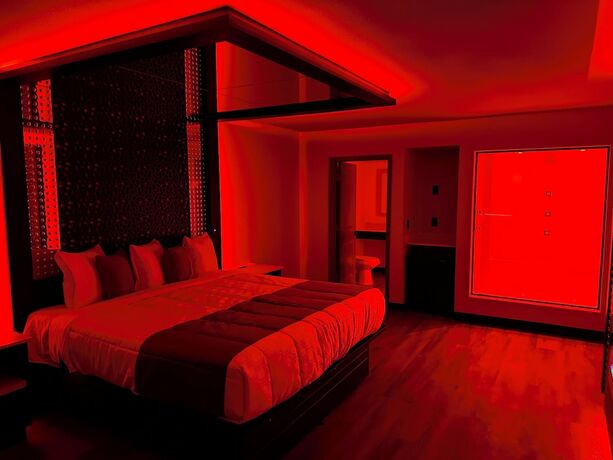 Imagen de la habitación del Hotel Imperial Suites, Dearborn. Foto 18