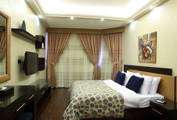 Imagen de la habitación del Hotel Imperial Suites. Foto 4