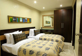 Imagen de los interiores del Hotel Imperial Suites. Foto 12