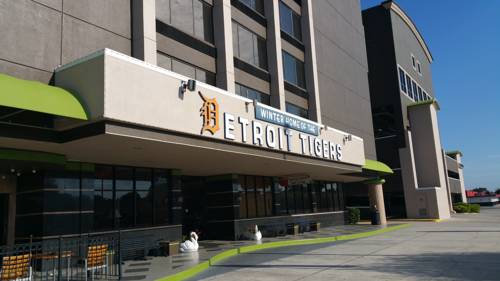 Imagen de la habitación del Hotel Imperial Swan And Suites Lakeland. Foto 2