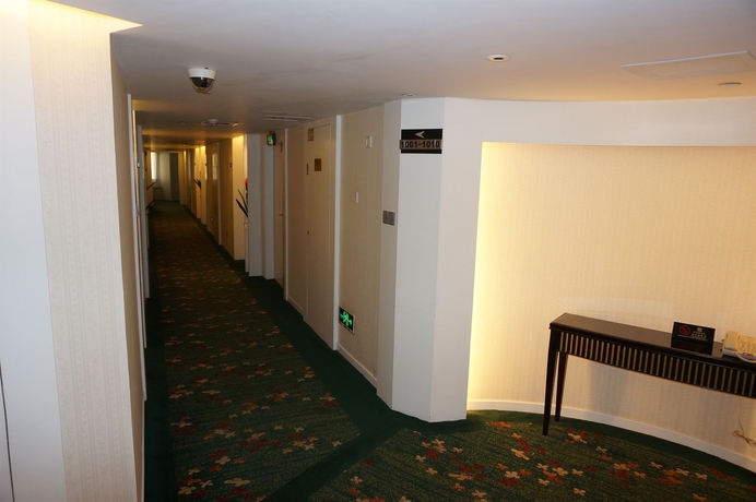 Imagen de los interiores del Hotel Imperial Traders. Foto 10