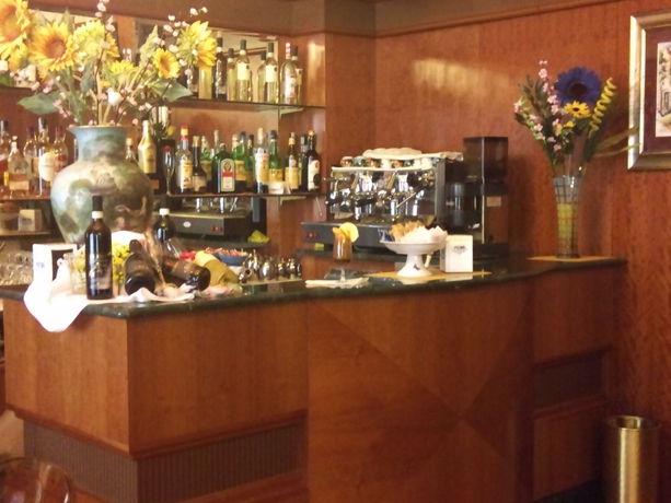 Imagen del bar/restaurante del Hotel Imperial, Turín. Foto 2