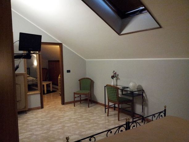 Imagen de la habitación del Hotel Imperial, Turín. Foto 10