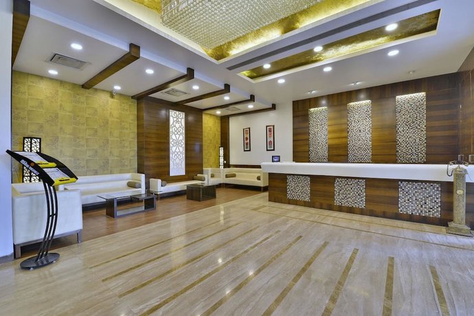 Imagen de los interiores del Hotel Imperial, Ujjain. Foto 18