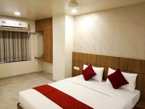 Imagen de la habitación del Hotel Imperial, Vasai-Virar. Foto 14