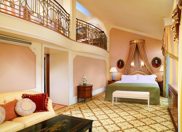 Imagen de la habitación del Hotel Imperial Vienna. Foto 7