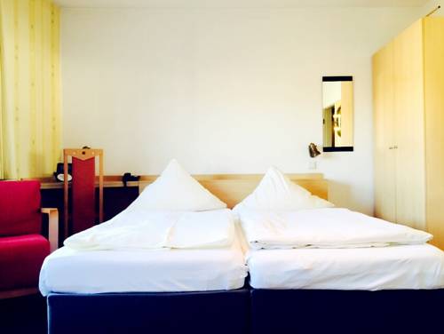 Imagen de la habitación del Hotel Imperial, Wuppertal. Foto 4