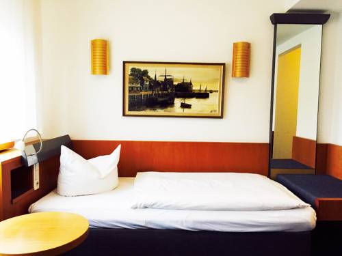 Imagen de la habitación del Hotel Imperial, Wuppertal. Foto 13