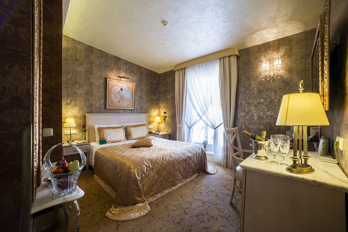 Imagen de la habitación del Hotel Imperial and Restaurant. Foto 3