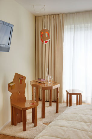 Imagen de los interiores del Hotel Imperialart. Foto 16