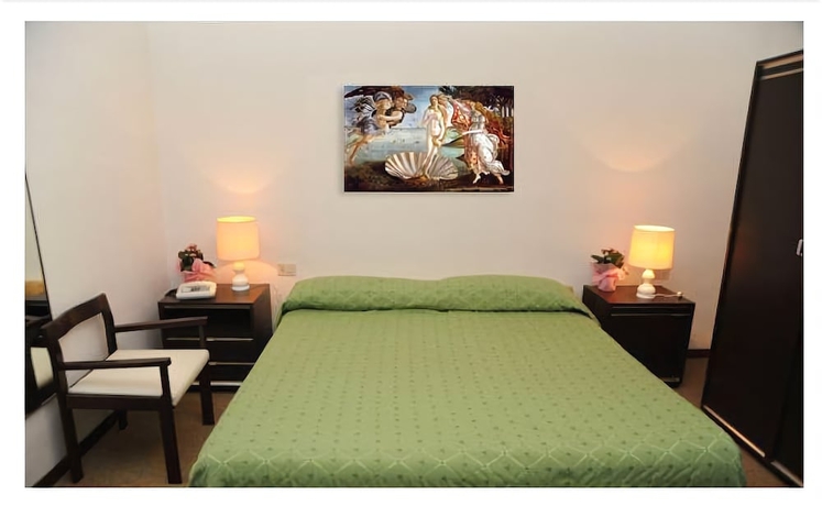 Imagen de la habitación del Hotel Imperiale, FIUGGI. Foto 8