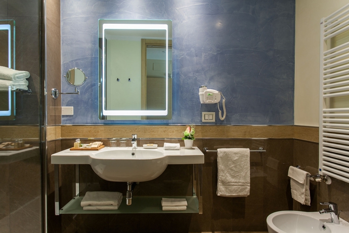 Imagen de la habitación del Hotel Imperiale, Rimini. Foto 10