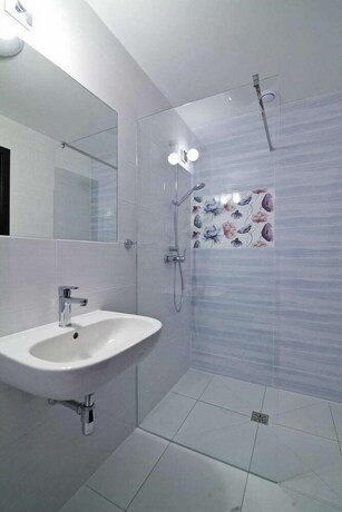 Imagen de la habitación del Hotel Imperiall Resort and Medispa. Foto 20