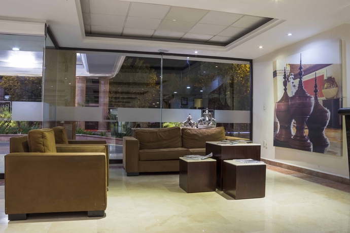 Imagen de los interiores del Hotel Imperio De Angeles Executive Le&oacute;n By Real De Minas Business Class Le&oacute;n. Foto 13