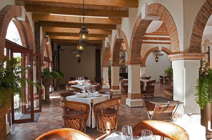 Imagen general del Hotel Imperio De Angeles. Foto 13