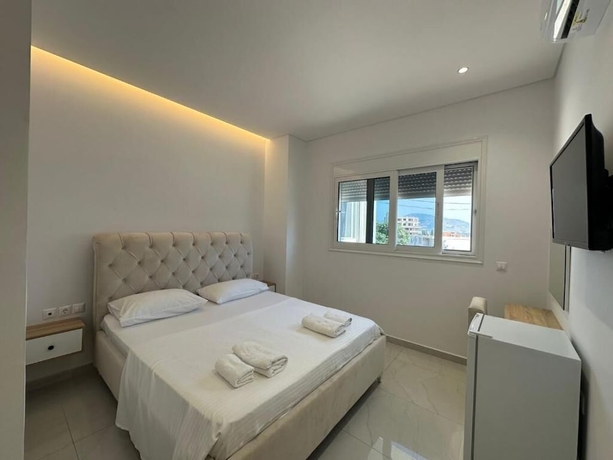 Imagen de la habitación del Hotel Imperio, Sarande. Foto 9