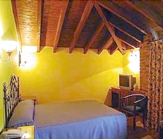 Imagen de la habitación del Hotel Imperion. Foto 8