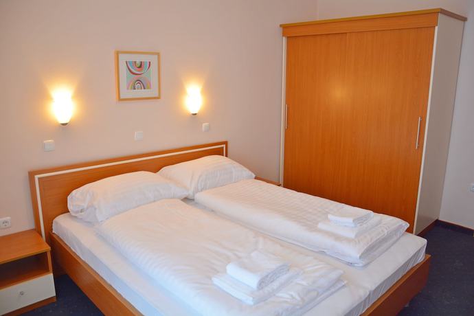 Imagen de la habitación del Hotel Imperium. Foto 8
