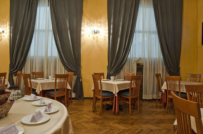 Imagen del bar/restaurante del Hotel Impero, CREMONA. Foto 6