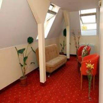 Imagen general del Hotel Impero, Oradea. Foto 13