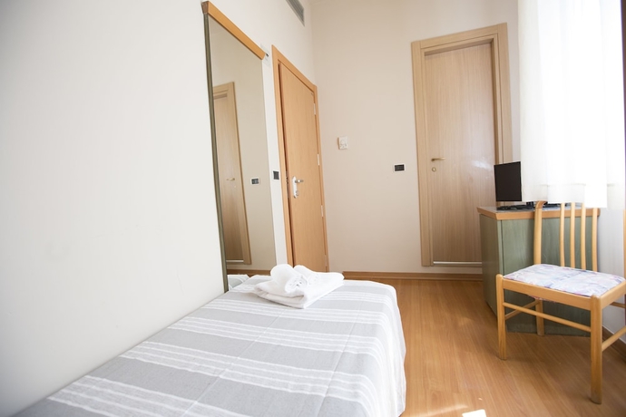 Imagen de la habitación del Hotel Impero, Rimini. Foto 15