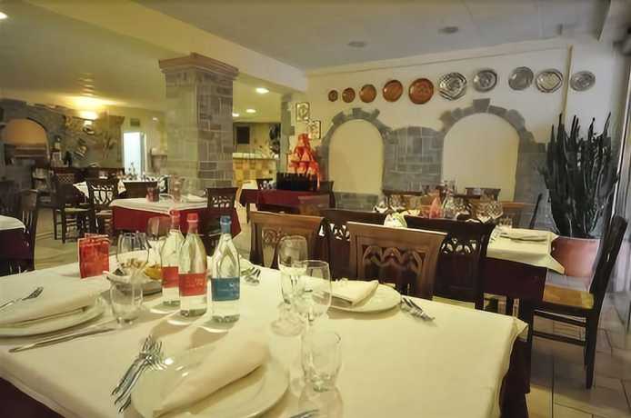 Imagen del bar/restaurante del Hotel Impero Varese. Foto 3