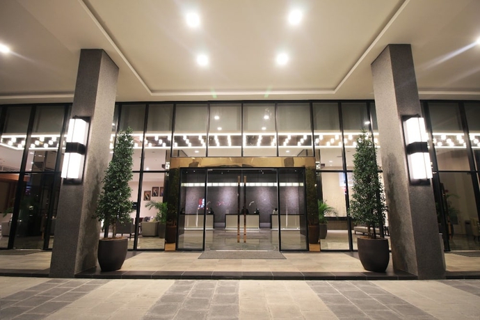 Imagen de los interiores del Hotel Impiana Senai. Foto 13