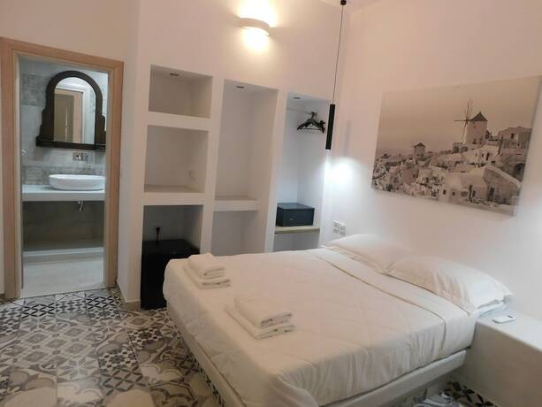 Imagen general del Hotel Impresionante Fira Rooms. Foto 7