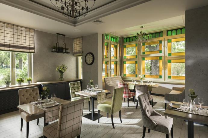 Imagen del bar/restaurante del Hotel Impresja. Foto 2