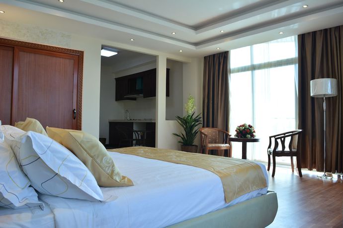 Imagen de la habitación del Hotel Impress. Foto 9