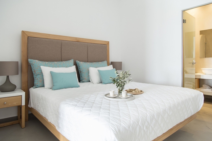 Imagen de la habitación del Hotel Impressive One. Foto 15