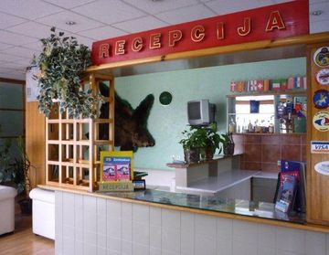 Imagen de los interiores del Hotel Imzit Dobrinja. Foto 11