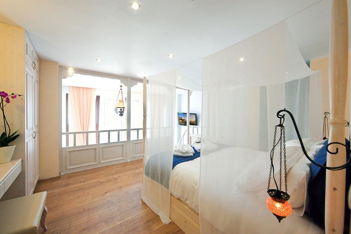 Imagen de la habitación del Hotel In Camera Art Boutique. Foto 5